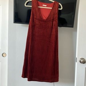 Miss Love Backless Velvet Dress